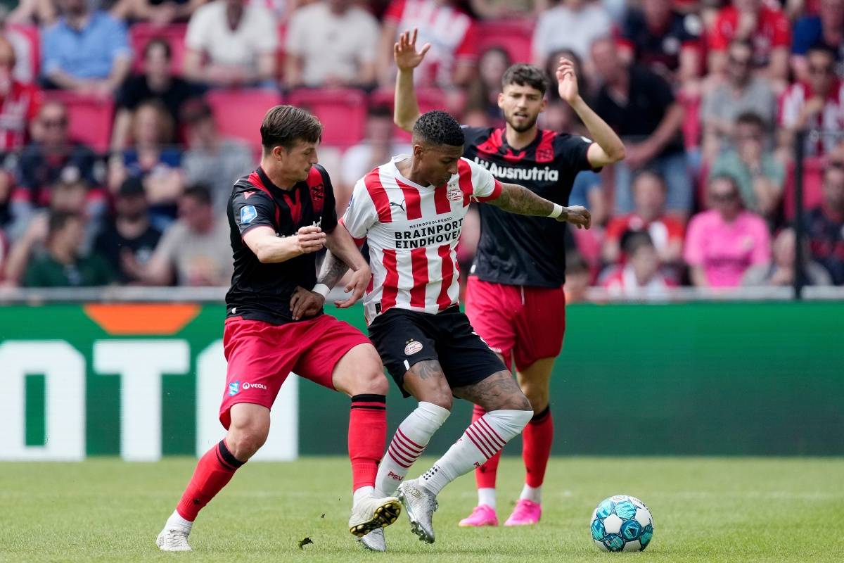 用他的青春 用他的青春