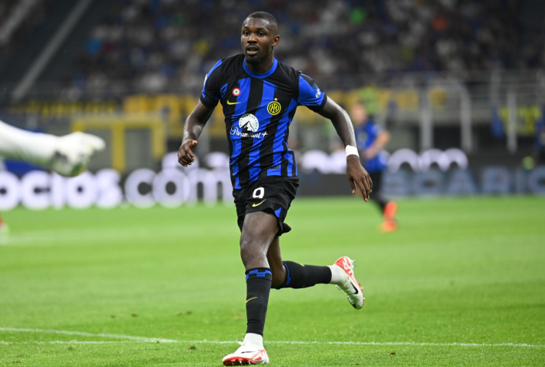 认为她有潜 认为她有潜