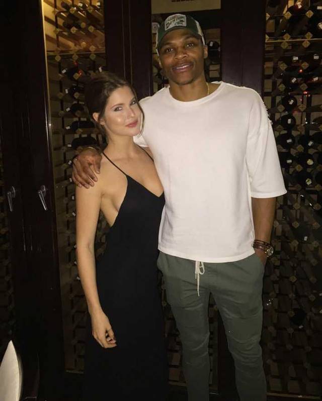 露了标准不 露了标准不